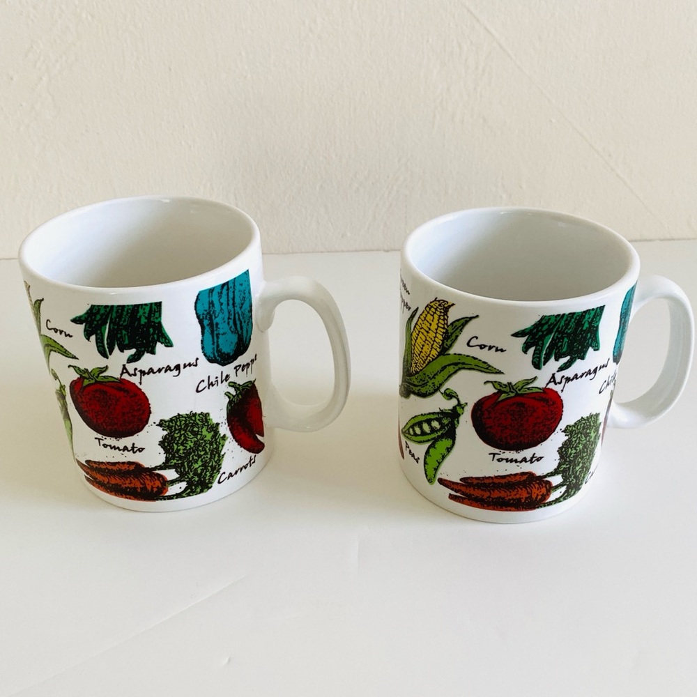 Vintage 70s / 80s Jumbo Soup Mug Chili Oversized Vegetables Ceramic Set of 2 - Picture 7 of 14